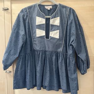 Wiggy Kit blouse size medium
